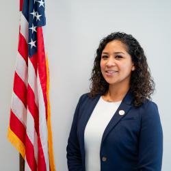 Gena Snead headshot