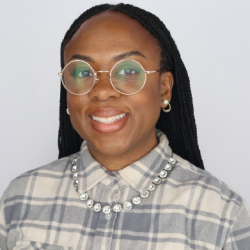 Jasmin Forts headshot