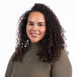 Vanessa Suarez Headshot