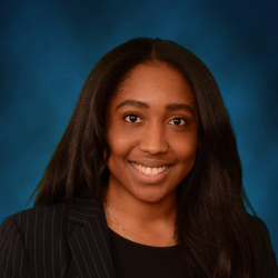 Kendra Stewart Headshot